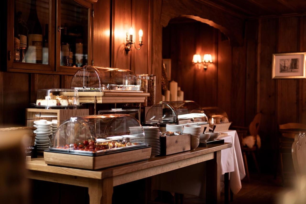 Hotel Zum See, Titisee エクステリア 写真
